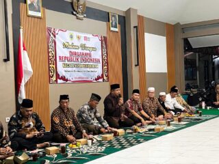 Pimpin Malam Wungon HUT Ke-81 RI, Camat Petarukan Tegaskan Pentingnya Kontribusi Nyata