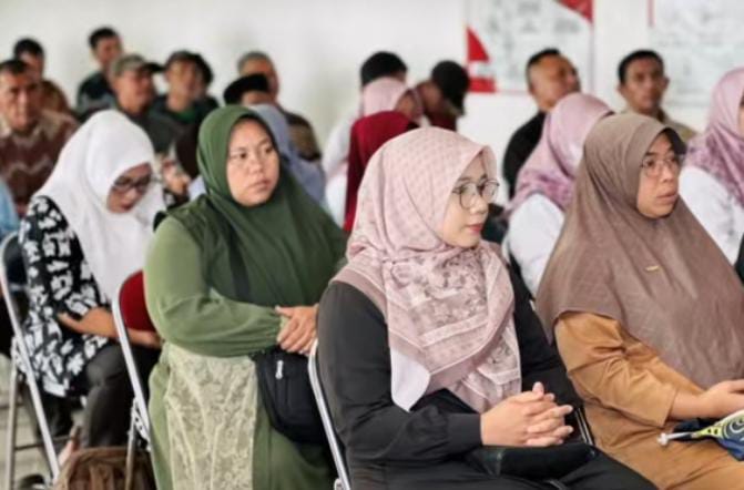 Pemeriksaan AMJ Kades Cikendung Selesai, Camat Pulosari Ajak Pemdes Terus Tingkatkan Akuntabilitas